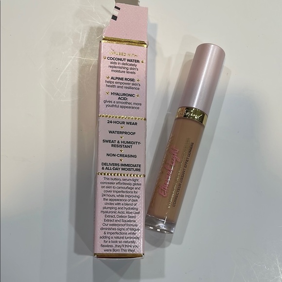 Too Faced Cream Concealer Full Coverage Makeup - Picture 3 of 5